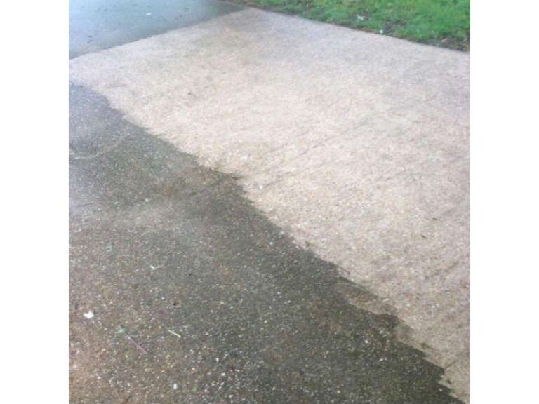 Pressure-Washing-Concrete-Driveway-Before-After-Image